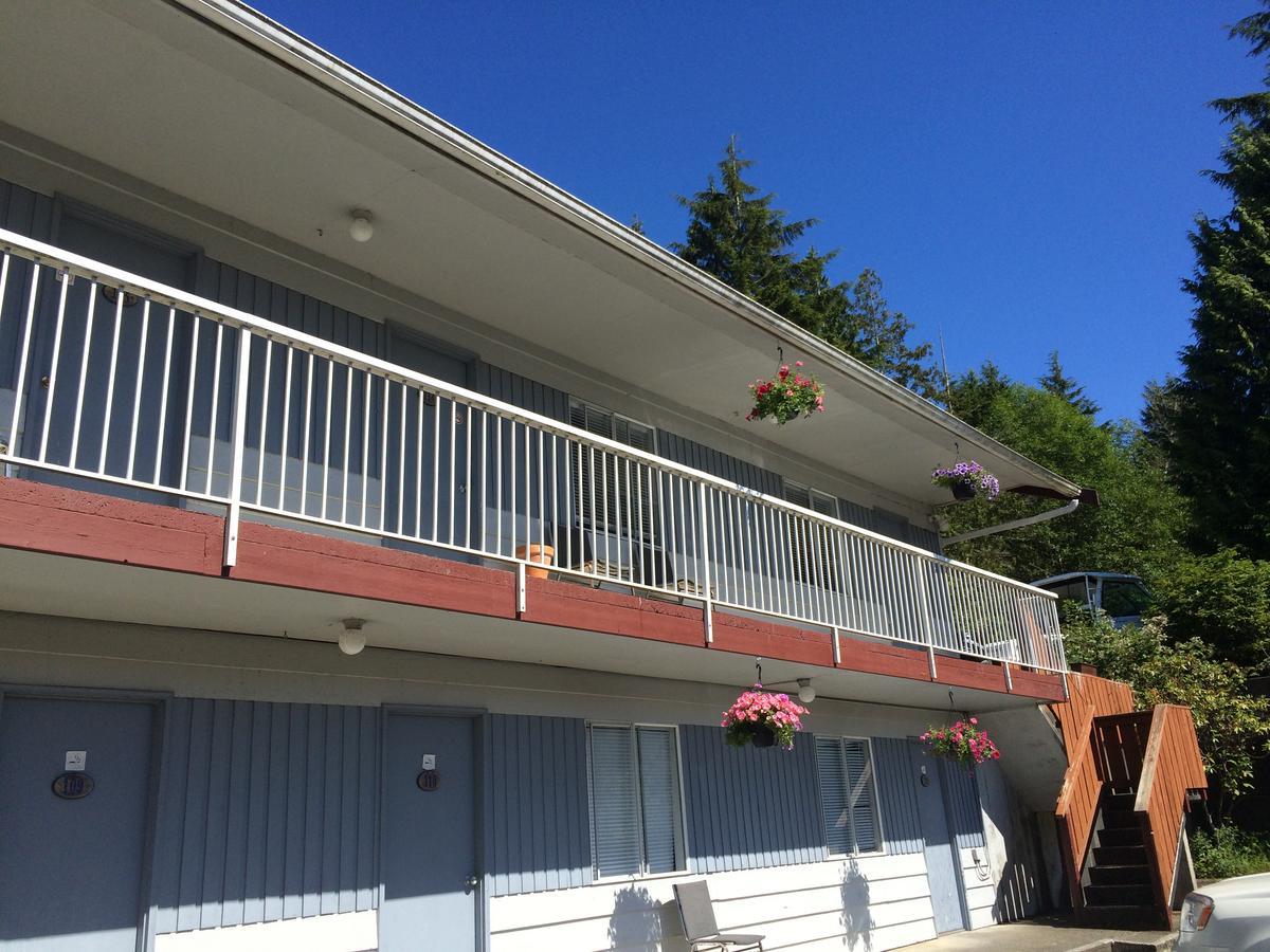 Island West Resort Ucluelet Exterior photo